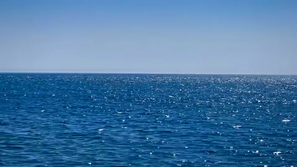 How to Use Ocean Sounds For Deep Sleep to Improve Rest